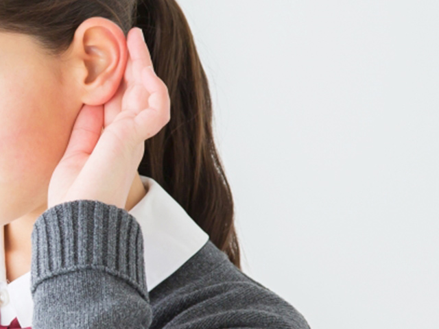 感じ た 片方 詰まっ 耳 耳閉感とは－「耳閉感」を伴う疾患と治療法